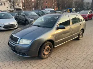 Skoda Fabia Combi Elegance 2.0 MPI