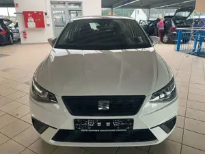 SEAT Ibiza 1.0 TSI 70kW Style/DAB/SZHZG/PDC Bild 3