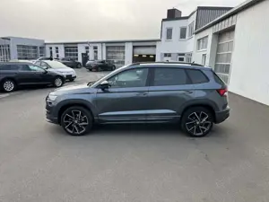 Skoda Karoq 1.5 TSI DSG Sportline 185€ m.20% Anz. AHK 19 Zol Bild 2