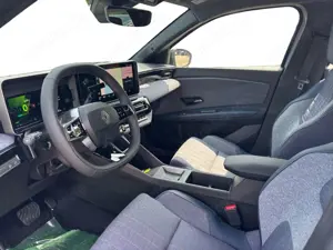 Renault R 4 R4 E-Tech Techno 150 Comfort Range Bild 3