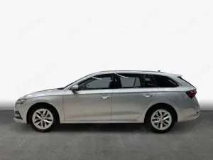 Skoda Octavia Combi 2.0 TDI DSG Style Bild 4