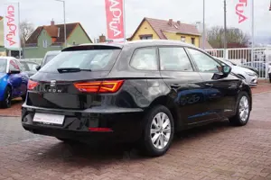 SEAT Leon ST 1.6 TDI Style LED Navi Android Apple PDC Bild 5
