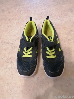 Turnschuhe Lico, Größe 39