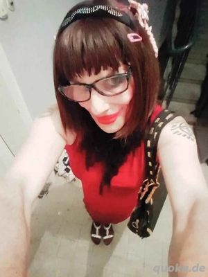 sissy sucht schwulen Daddy ab 60 zum Dauer verwöhnen