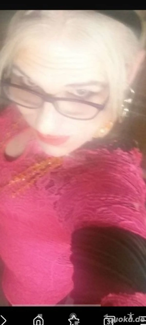 sissy sucht schwulen Daddy ab 60 zum Dauer verwöhnen Bild 9