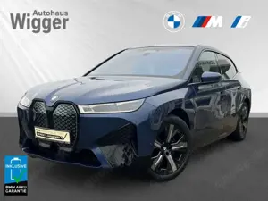 BMW iX xDrive50/HUD/AHK/Panoramadach/Harman Kardon