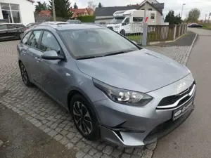 Kia Ceed / cee'd 1.5 T-GDI GT-line SW Bild 2
