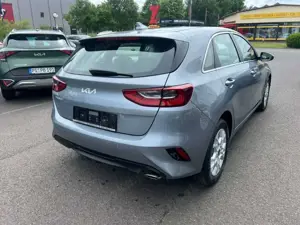 Kia Ceed / cee'd CEED_5 1.5T 140 DCT7 VIS KOMF+ (NAV) Apple CarPlay Bild 4
