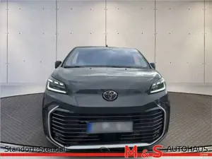 Toyota Proace Verso 2.0 L1 Team D NAVI LED Bild 2