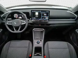 Volkswagen T-Roc Life 1.5 eTSI SHZ*RFK*WINTERPAKET*AMBIENTE Bild 4