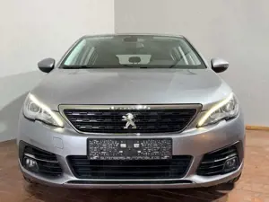Peugeot 308 Active Pack Automatik Navi Einparkhilfe Bild 3