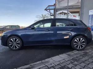 Mercedes-Benz A 250 A-Klasse Plugin Hybrid e 8G-DCT Advanced Progress Bild 4