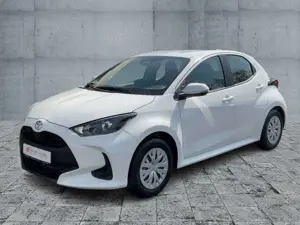 Toyota Yaris 1.5 Hyb. Comfort Bild 2
