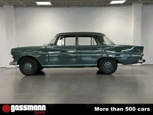 Mercedes-Benz 190 C Heckflosse Limousine - W110 mehrfach Bild 4