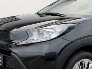 Toyota Aygo X 5-Türer Play 1,0-l 5-Gang Schaltgetriebe Bild 5