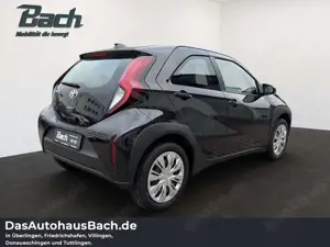Toyota Aygo X 5-Türer Play 1,0-l 5-Gang Schaltgetriebe Bild 3