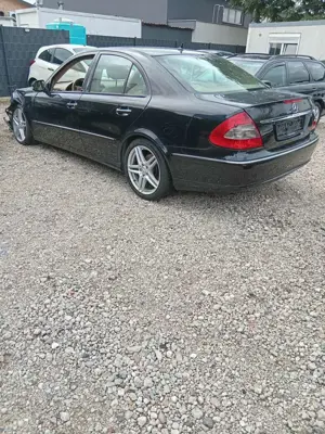 Mercedes-Benz E 200 Elegans .Bitte kein email Bild 4