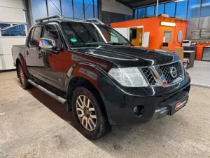 Nissan Navara 3.0 dCi V6 Doubel Cab 4x4 Navi Automatik Bild 3