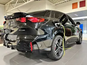 BMW iX2 eDrive20 M Sport Pro DAB HK AHK DA+ adapt. LED Bild 3