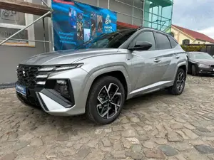 Hyundai TUCSON 1.6 T-GDi HEV 4WD N Line 215 PS Matrix Bild 2