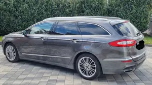 Ford Mondeo Turnier 2.0 TDCi Start-Stopp Vignale Bild 5