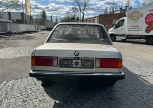 BMW 320 320i OLDTIMER Bild 5
