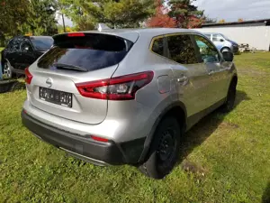 Nissan Qashqai Qashqai 1.6 dCi ALL-MODE 4x4i TEKNA - 73 Tkm - TÜV - 2 VB - SR - WR - TOP Bild 5