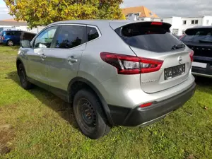 Nissan Qashqai Qashqai 1.6 dCi ALL-MODE 4x4i TEKNA - 73 Tkm - TÜV - 2 VB - SR - WR - TOP Bild 3