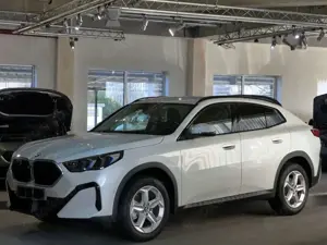 BMW X2 d U10 AHK,360° Kamera,HUD,Abstandstempomat Bild 2