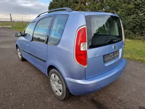 Skoda Roomster Roomster 1.4 16V Comfort. Tüv bei Kauf neu. Bild 3