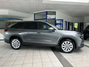 Skoda Kodiaq 2.0 TDI-DSG 4x4,Matrix,Canton,AHK,19-Zoll Bild 2