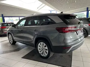 Skoda Kodiaq 2.0 TDI-DSG 4x4,Matrix,Canton,AHK,19-Zoll Bild 5