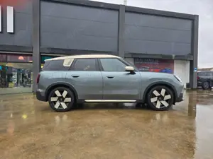 MINI Cooper SE Countryman ALL4 **Aktionsfahrzeug**** Bild 5