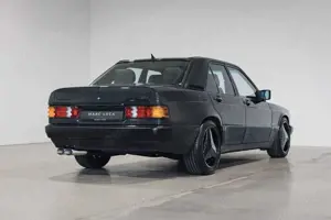 Mercedes-Benz 190 E 3.6 Brabus Bild 3