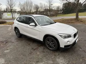 BMW X1 X1 sDrive20d Sport Line Bild 2