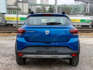 Dacia Sandero TCe 90 Stepway Comfort Navi Klima PDC Bild 4