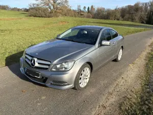 Mercedes-Benz C 180 C 180 Coupe (BlueEFFICIENCY)