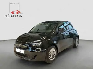 Fiat 500e Action + Ganzjahresreifen