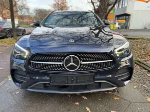 Mercedes-Benz E 300 de t AMG-PANO-LUFT-LED- Bild 3
