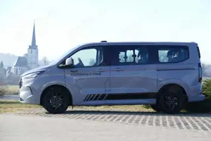 Ford Tourneo Custom 320 L1 Titanium + 5 Jahre Garantie Bild 2
