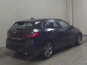 BMW 118 d Advantage Navi LC Prof. LED Shz AHK PDC Bild 4