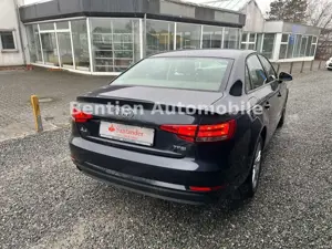 Audi A4 Limo,Xenon,Klima,Alu mit Ganzjahres, Kamera Bild 5