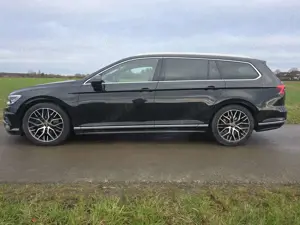 Volkswagen Passat Variant VW Passat Var. R-Line 2.0 TDI Pano Dynaudio AHK