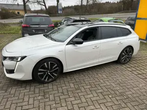 Peugeot 508 Hybrid 225 Active Pack Bild 3