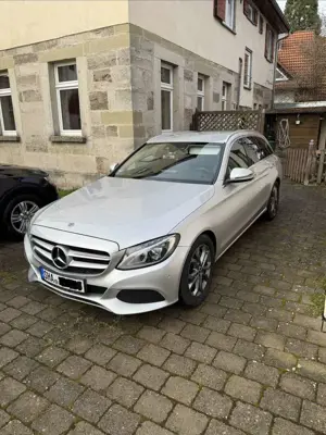 Mercedes-Benz C 220 d T 9G-TRONIC Avantgarde Bild 1