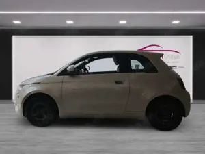 Fiat 500e 500 Giorgio Armani Collector´s Edition Android Bild 5
