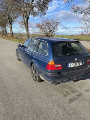 BMW 320 320i touring Bild 4