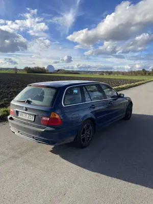 BMW 320 320i touring Bild 3