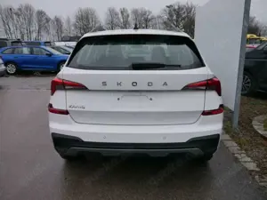 Skoda Kamiq Selection 1.0 TSI*PDC-HI*LED*SHZ*NAVI-ÜBER-SMARTLI Bild 3