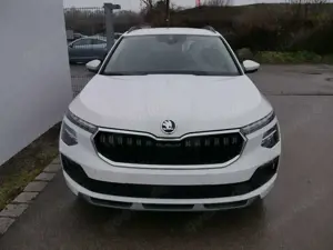 Skoda Kamiq Selection 1.0 TSI*PDC-HI*LED*SHZ*NAVI-ÜBER-SMARTLI Bild 4